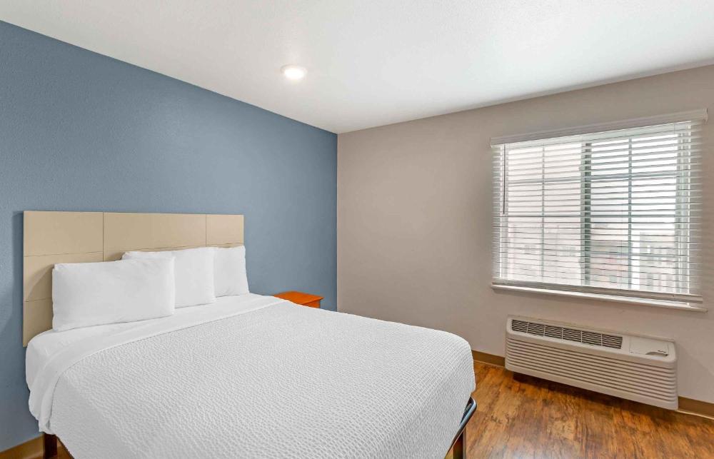 Standard Double Room - Non-Smoking interior
